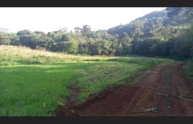 Imagem 4: Sítio em Morro Reuter com 13,5 hectares