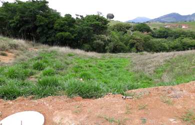 Imagem 5: EXCELENTE TERRENO ! OPORTUNIDADE PARA MORAR OU INVESTIR !