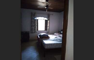 Imagem 3: CASA DO LADO DA FACULDADE DE PERUÍBE DO LADO PRAIA