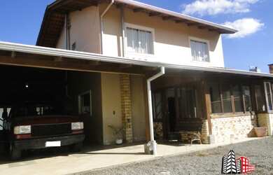 Imagem 7: Casa Ampla com Piscina em Rio Negrinho