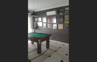 Imagem 2: Casa Comercial com 5 quartos