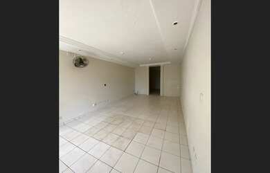 Imagem 2: Loja comercial no centro de Ourinhos