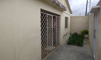 Imagem 3: CASA NO CENTRO DE OURICURI