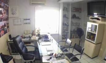 Imagem 2: Prédio Comercial no Farol