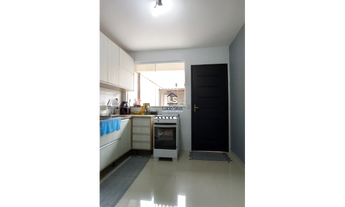 Imagem: Casa Duplex à Venda na Praia da Ribeira