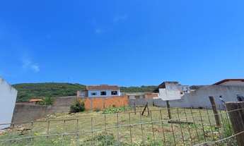 Imagem: Terreno localizado no bairro mar grosso