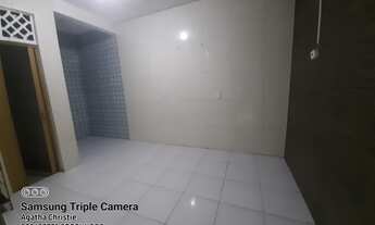 Imagem 2: Aluguel Casa Japiim de 3 quartos Triplex 3 quartos, sendo 2 suítes Banheiro social Sala C