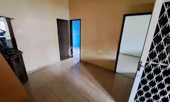 Imagem: EM BOA LOCALIZAÇÃO CASA FRENTE DE RUA