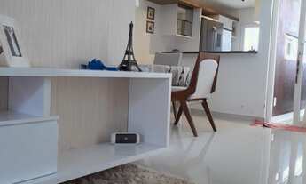 Imagem 7: Casa com pé direito duplo, mezanino, com 183m2 de área construída e terreno com 225m2