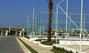 Imagem 6: Casa com 2 quartos, sala, cozinha, 1 banheiro social, área de serviço, solta em um dos lad