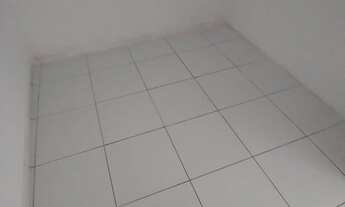 Imagem 6: Casa a venda com dois pavimentos: 1° andar: com sala, cozinha, banheiro, 2/4, área de