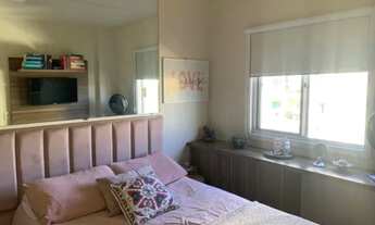 Imagem 7: Apto mobiliado no coração do Agua Verde !!! Apto muito bem ventilado e conchegante , loca