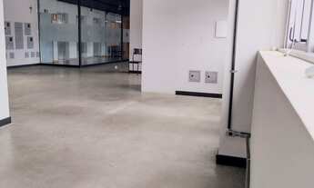 Imagem 3: Andar Corrido constituído por 4 Salas Comerciais, podendo ser dividido de 150 a 300m² (2 o