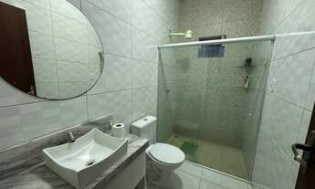 Imagem 7: Casa com 3/4 sendo 2 suítes no bairro Santa Ediweges. Piscina Garagem para 4 carros Sala