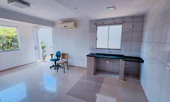 Imagem 3: MARCELO MACHADO IMÓVEIS OFERECE bucólica casa com 03 quartos, cozinha, sala, área de serv