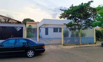 Imagem 2: MARCELO MACHADO IMÓVEIS OFERECE ÓTIMA CASA TÉRREA, TODA NA LAJE NO CONDOMÍNIO RK. &