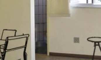 Imagem: Condomínio com elevador e AVCB. Boa iluminação