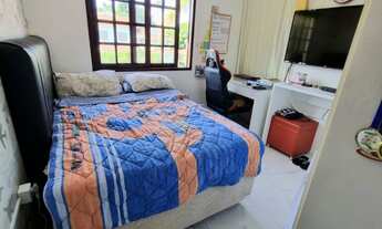 Imagem 4: Área externa Frente: Garagem coberta para 2 carros com portão 1 piscina com iluminação 1