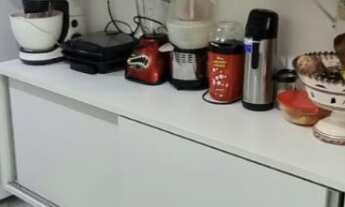 Imagem 3: Área externa Frente: Garagem coberta para 2 carros com portão 1 piscina com iluminação 1