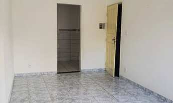 Imagem 4: VENDO R$ 200 Mil, Apto. 2 quartos no Cond. Jauaperi, aceita financiamento bancário, ótima