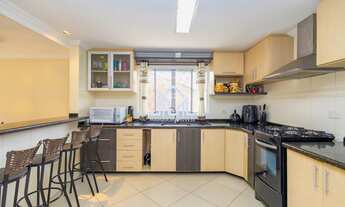 Imagem 7: Sobrado com 3 quartos em Santa Felicidade, com 172m2 Imagine morar em um sobrado moderno