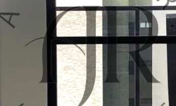 Imagem 3: Apartamento no coração da Ponta Verde, andar alto, 64m², 2/4, sendo 1 suíte, varanda, sala