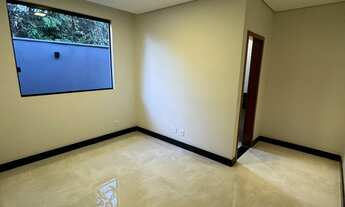 Imagem 3: Casa estilo moderna no Bairro Portal do Sol Sendo: 03 quartos sendo 01 suíte Sala ampla