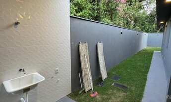 Imagem 6: Casa estilo moderna no Bairro Portal do Sol Sendo: 03 quartos sendo 01 suíte Sala ampla