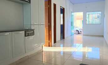 Imagem 2: ALUGO R$ 1.800,00 casa 2 quartos sendo 1 suíte, cond fechado, Resid. Natal, prox ao Atack