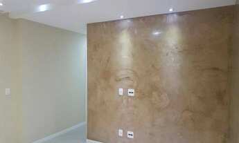 Imagem 6: Excelente apartamento com uma localização privilegiada, contando com três quartos, incluin