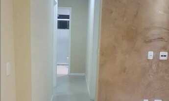 Imagem 2: Excelente apartamento com uma localização privilegiada, contando com três quartos, incluin