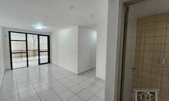 Imagem 2: Apartamento sol da manhã na rua Guilherme de Almeida de fundos, com 3 quartos sendo 1 suít