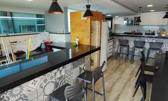 Imagem 3: Cobertura de frente para o Mar com 4 Quartos sendo 3 Suítes, cozinha Gourmet com churrasqu