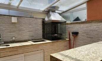 Imagem 7: Casa triplex com 176 metros quadrados, Condomínio com excelente estrutura, quadra de tênis