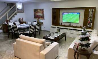 Imagem 2: Mansão com 5 suítes sendo uma no andar térreo em Vargem Pequena Sol da Manhã e vista para