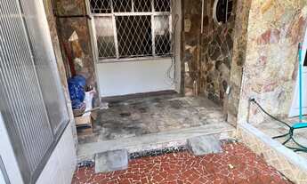 Imagem 2: Maravilhosa Casa de Vila! Imóvel localizado na Estrada Adhemar Bebiano próximo ao Supermer