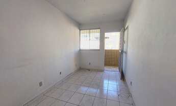 Imagem 5: Apartamento vazio, tipo casa em Piedade, localizado junto ao comércio e com transporte na