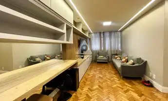 Imagem 3: Posto 6 divisa com Ipanema. Excelente apartamento com 98m², completamente reformado!!! Com