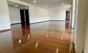 Imagem 5: Apartamento 240 m², pronto para morar! Com 4 quartos, sendo 2 suítes, 3 vagas Para uma gr