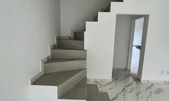 Imagem 7: Casa na Estrada da Pose com 2 quartos (sendo 2 suítes) Nosso empreendimento está localiz