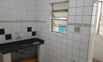 Imagem 3: Apenas 8 minutos a pé do NorteShopping e do Engenhão, este imóvel oferece conforto e prati