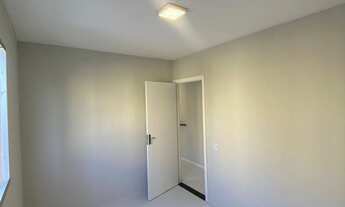 Imagem 2: Localizado no bairro de Realengo, no Rio de Janeiro, este charmoso apartamento está dispon