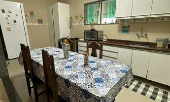 Imagem 7: Casa de alto padrão, totalmente legalizada!! 1º pavimento : - Sala de 6x 8m com pé direito