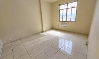 Imagem 6: Quot;Confira esta incrível cobertura linear e única no prédio, com uma vista livre e arej