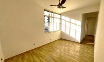 Imagem 2: Méier, apartamento com 3 quartos e dependência revertida para o 4º quarto. O imóvel fica e