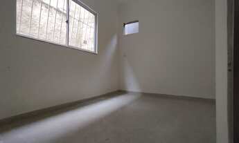 Imagem 4: Encantadora casa para alugar em São Gonçalo, no bairro Antonina. Com dois dormitórios, um