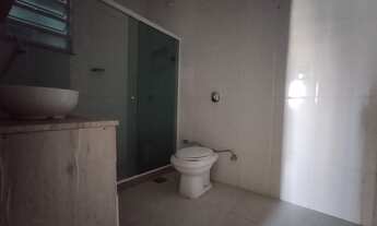 Imagem 2: Encantadora casa para alugar em São Gonçalo, no bairro Antonina. Com dois dormitórios, um