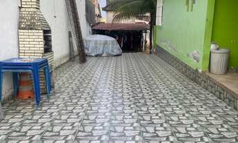 Imagem 7: Vendo excelente Casa Triplex composta por três quartos amplos, sendo uma suíte com varanda