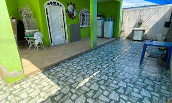 Imagem 2: Vendo excelente Casa Triplex composta por três quartos amplos, sendo uma suíte com varanda