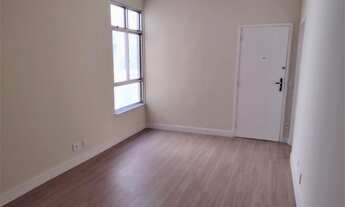 Imagem 3: Quot;Melhor Ponto do Méier! Apartamento vazio, claro e arejado em prédio com elevador, co